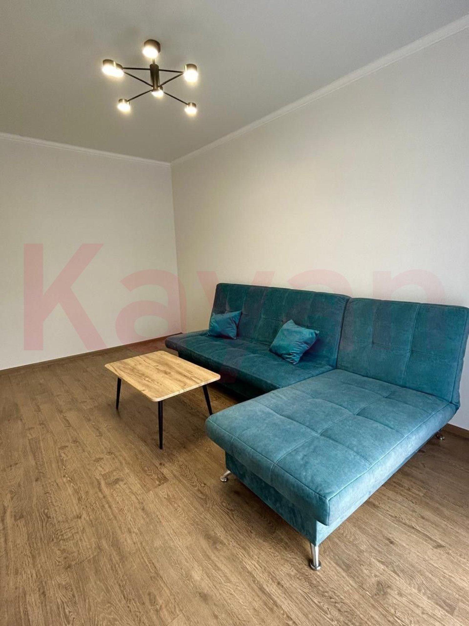 Купить квартиру за 16 500 000 рублей на Витебская ул.