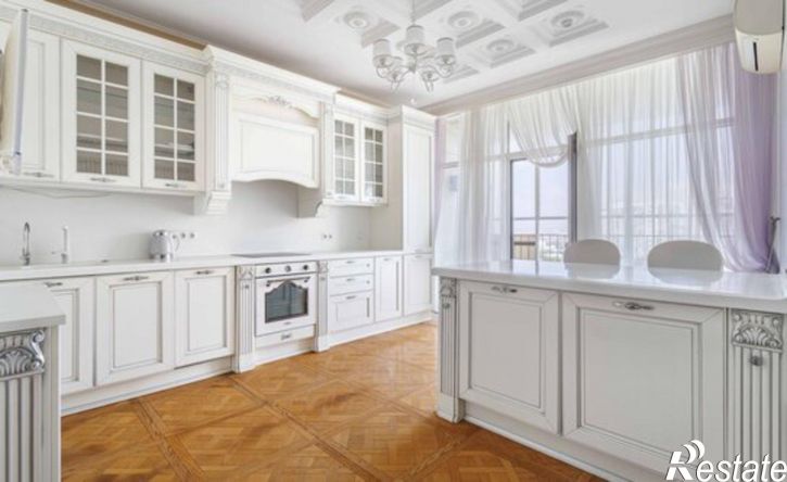 5-комн квартира улица Шмидта, 8,  д. 8