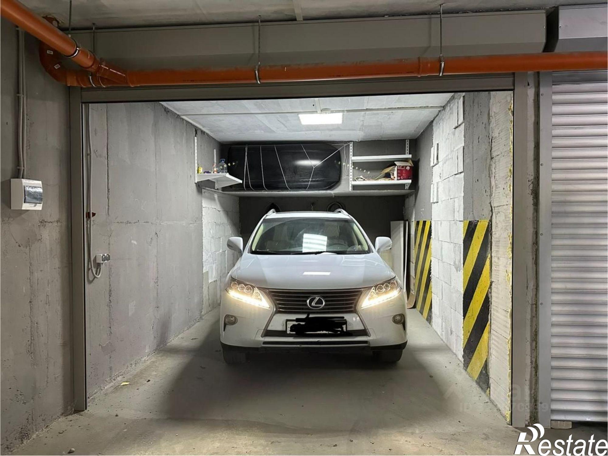 Купить гараж, место в паркинге за 2 600 010 рублей на Больничный пер, 15