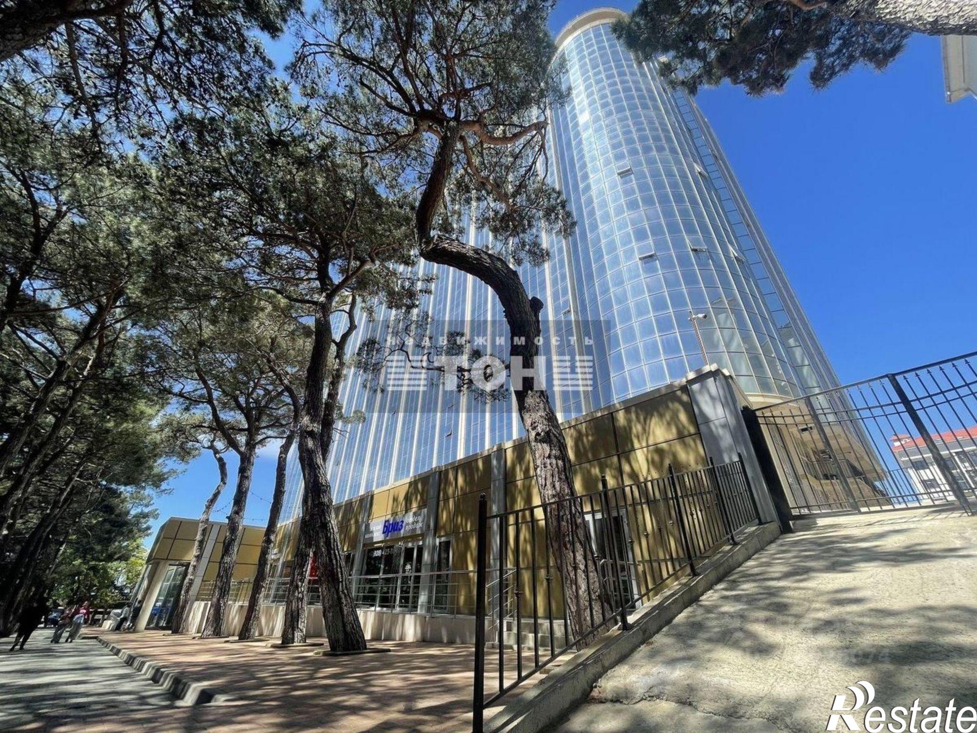 Купить торговое помещение за 13 291 500 рублей на улица Мира, 40