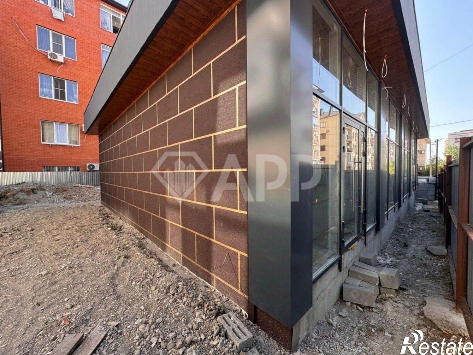 Купить торговое помещение за 49 891 600 рублей на Прасковеевская улица, 12