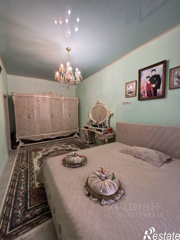 2-комн квартира ул Ходенко, 1,  д. 1