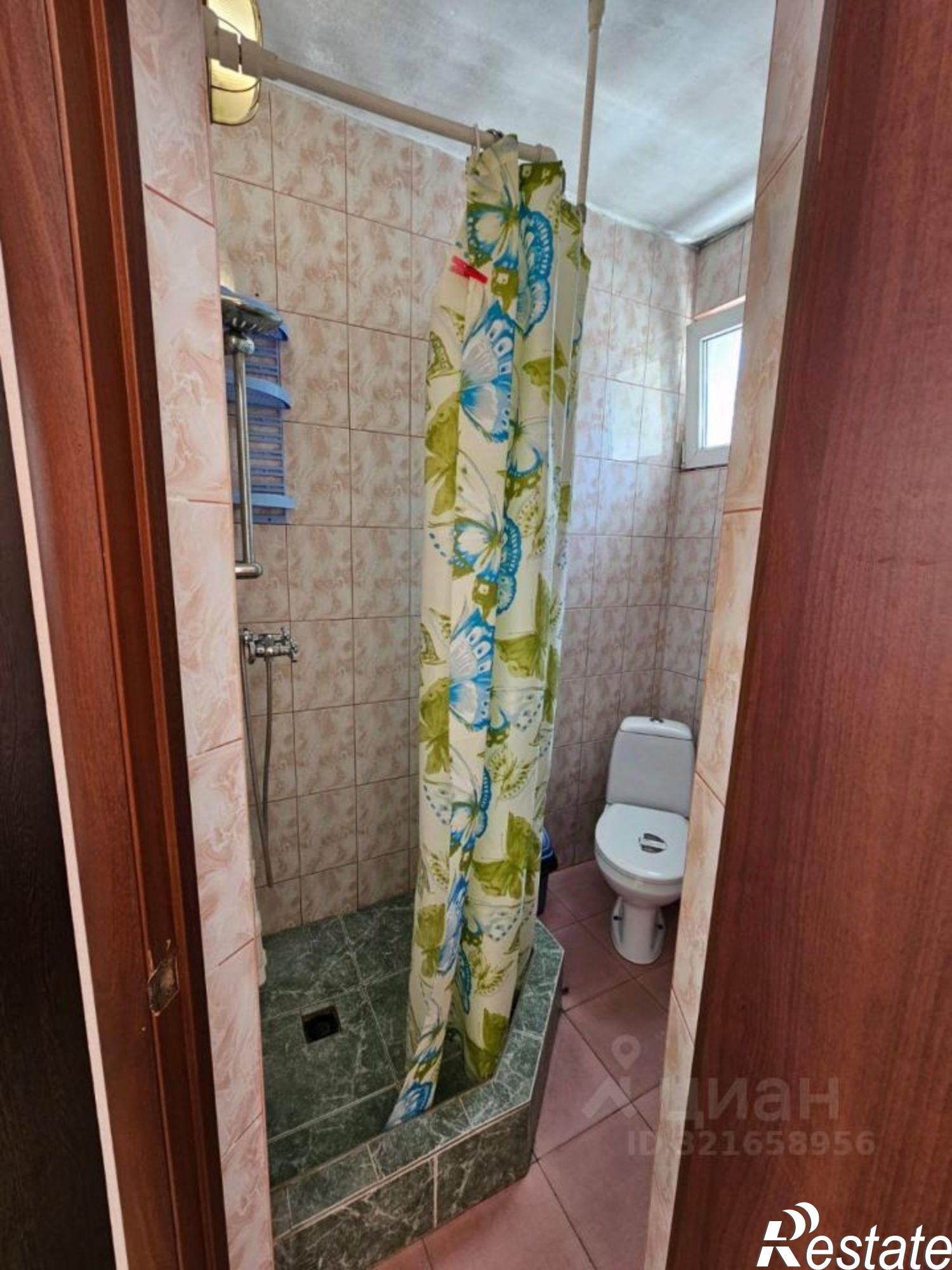 Сдать комнату за 15 000 рублей на Красная улица, 8