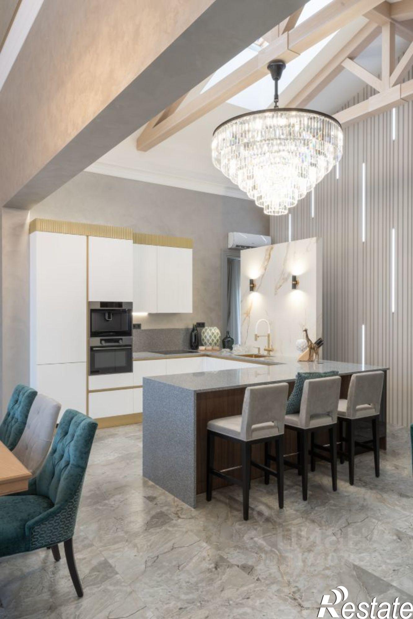 Сдать дачу, дом, коттедж за 600 000 рублей на Виноградная улица