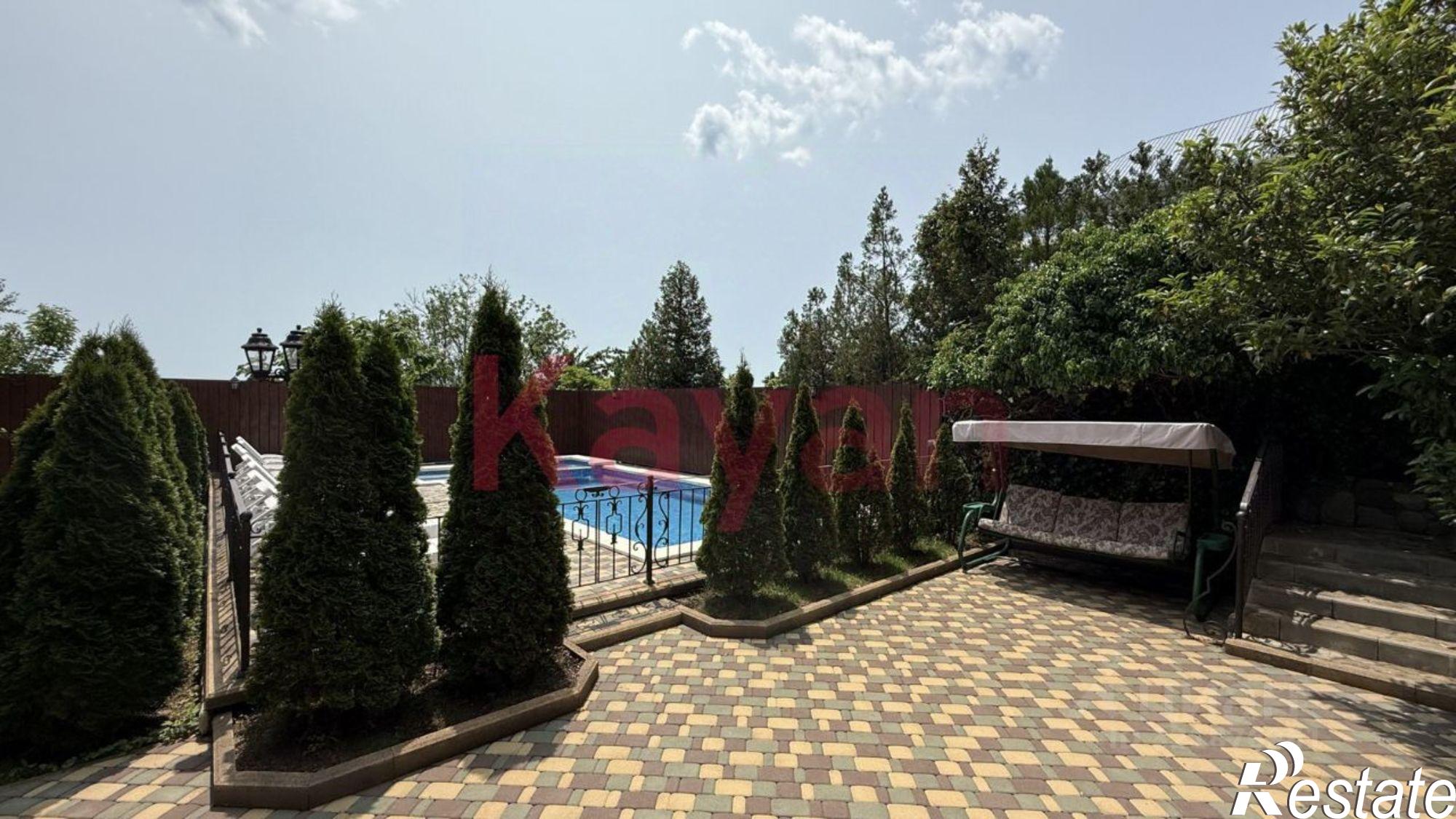 Купить ОСЗ, отдельно стоящее здание за 65 000 000 рублей на ул Садовая, 3