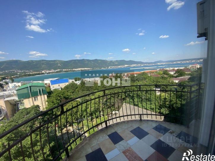 6-комн квартира ул Аэродромная, 22,  д. 22