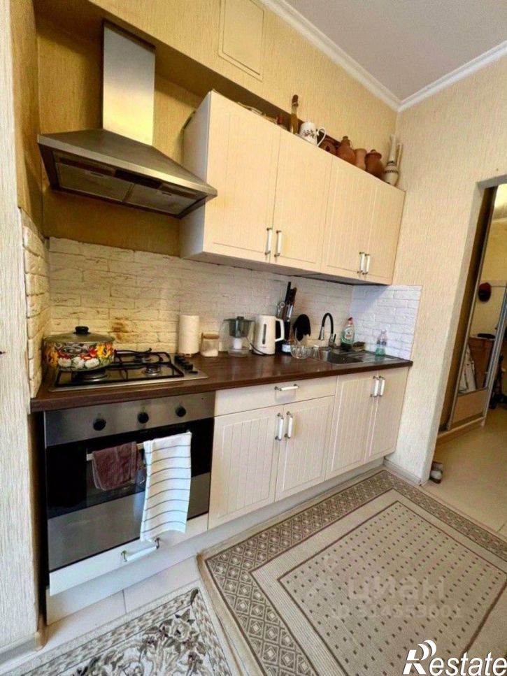 2-комн квартира ул Короленко, 28,  д. 28