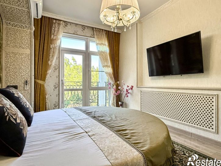 2-комн квартира улица Мира, 44 лит6,  д. 44 лит6