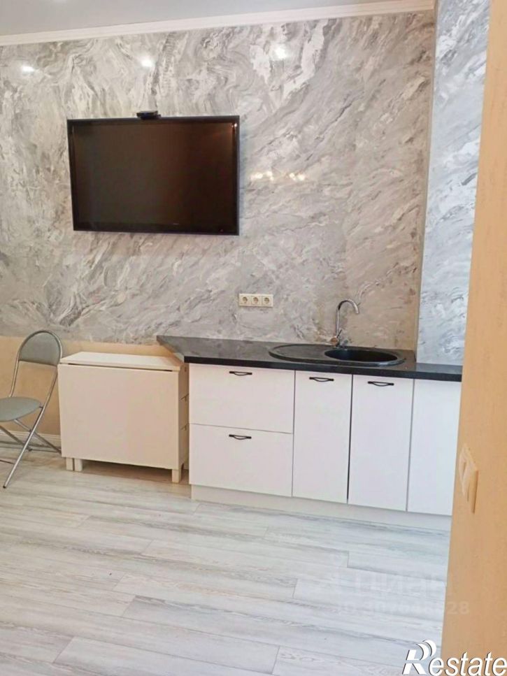 1-комн квартира Просторная улица, 19,  д. 19