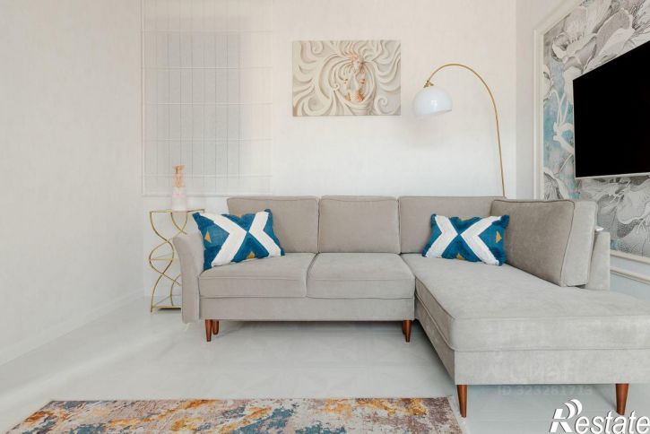 2-комн квартира улица Мира, 44 лит3,  д. 44 лит3