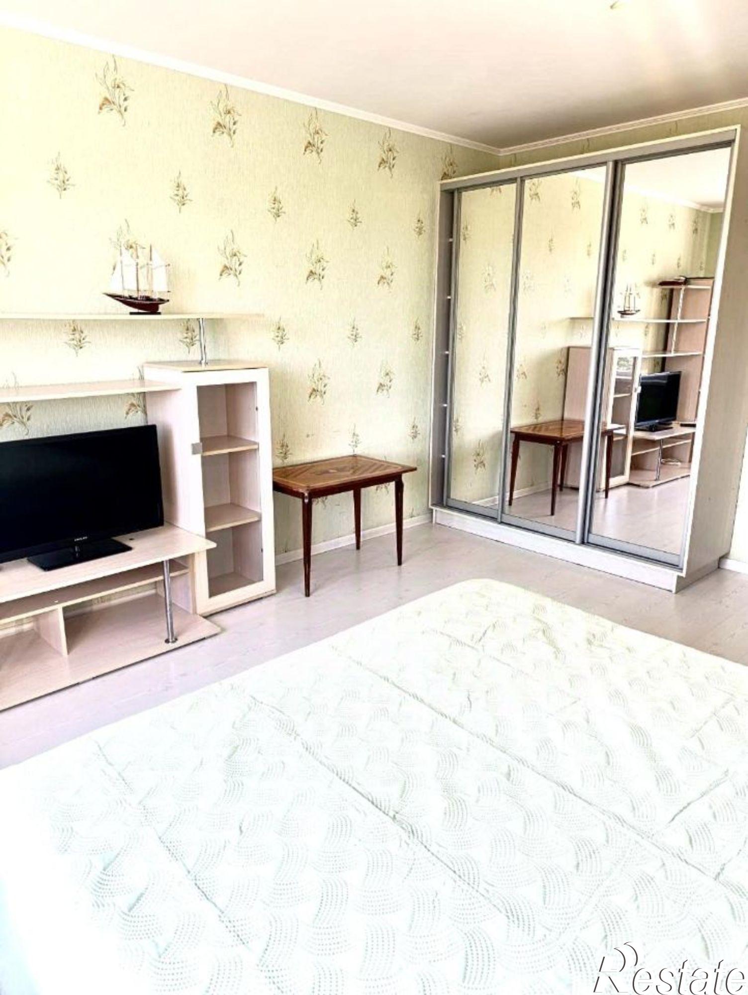 Сдать квартиру за 26 000 рублей на ул Леселидзе, 10