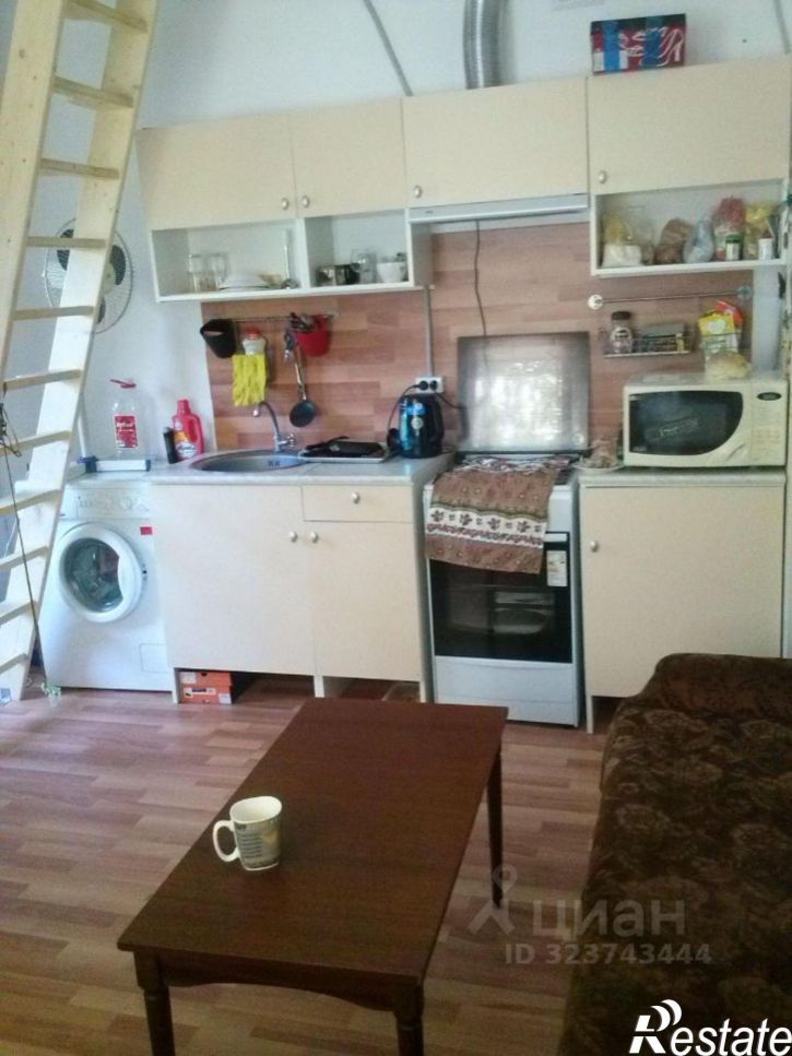 Коттедж/дом Центральная площадь, 1,  д. 1