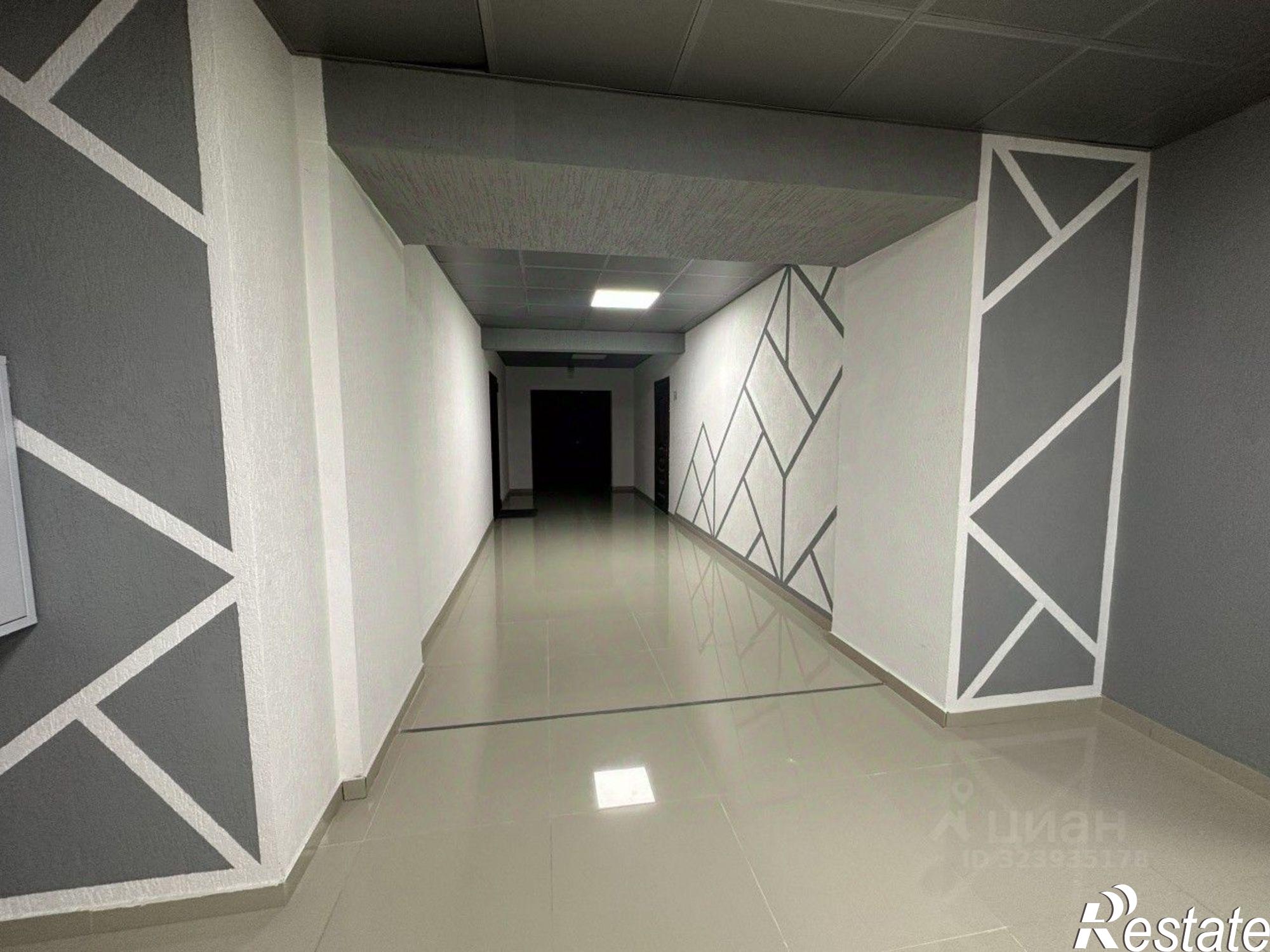 Купить квартиру за 33 000 000 рублей на ул Шмидта, 3