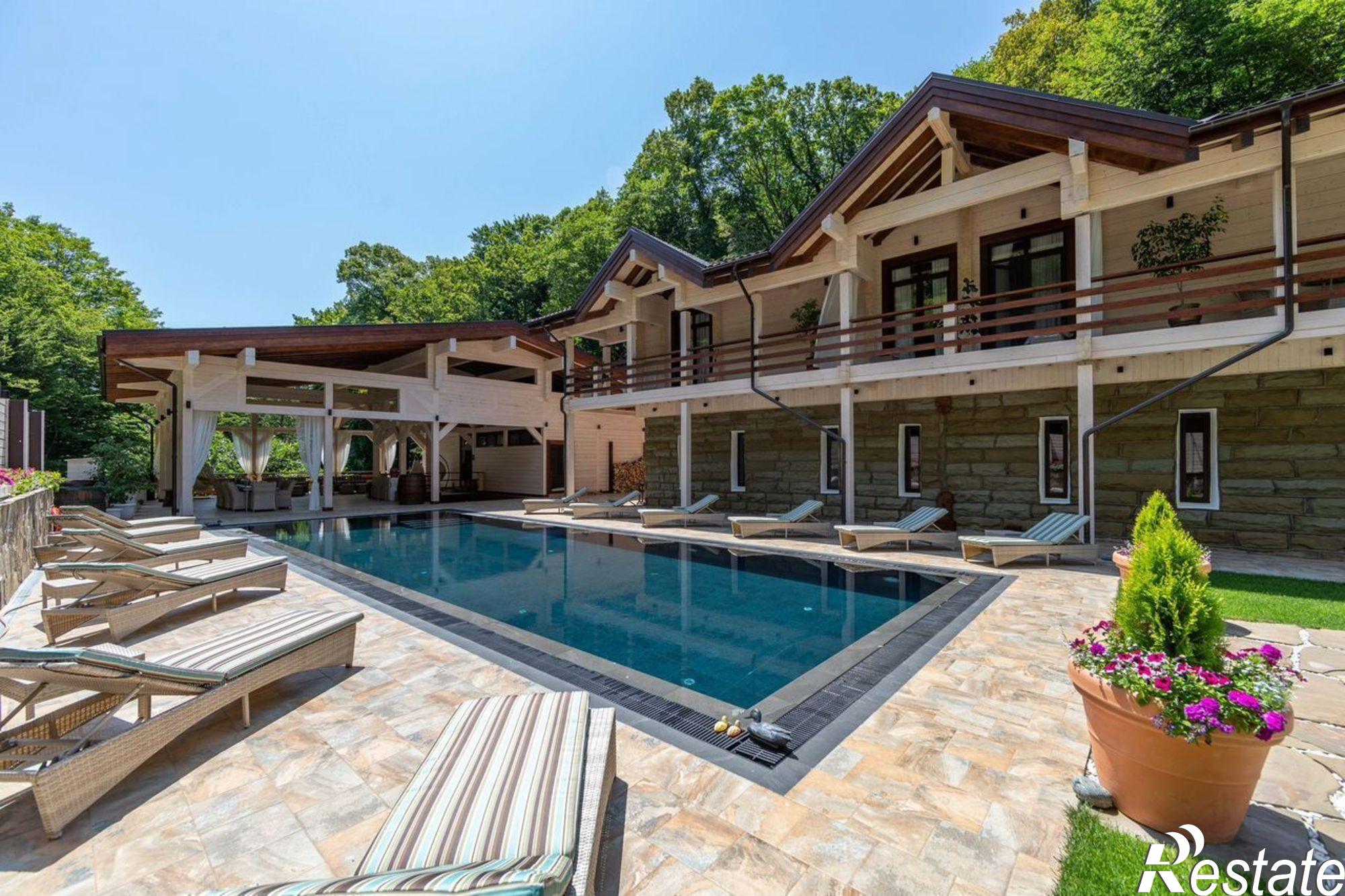 Купить ОСЗ, отдельно стоящее здание за 650 002 000 рублей на ул Лесная