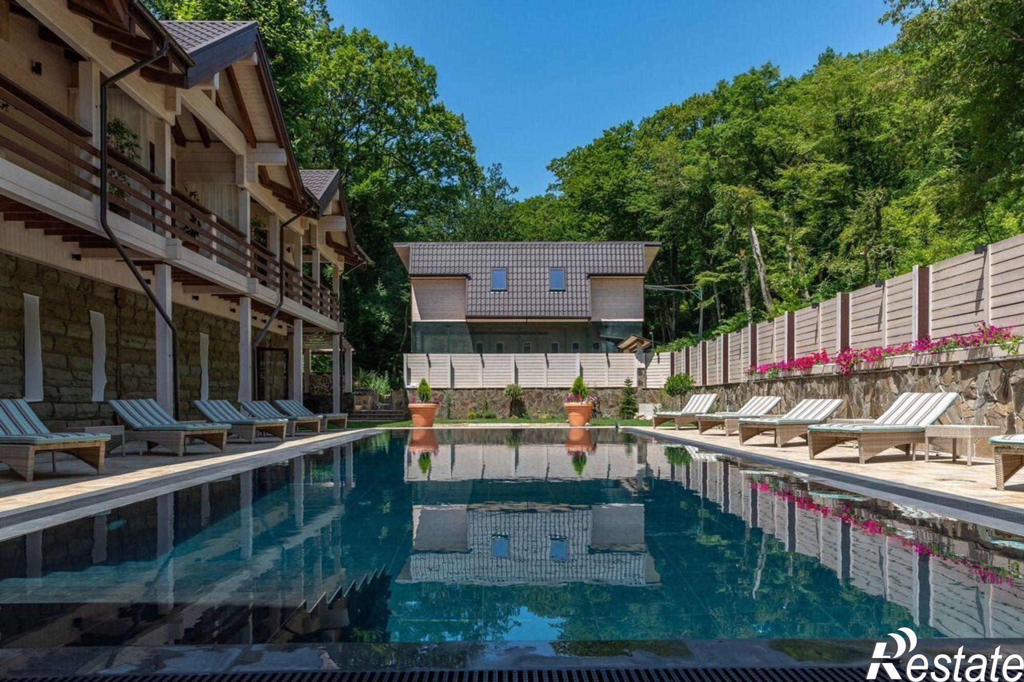 Купить ОСЗ, отдельно стоящее здание за 650 002 000 рублей на ул Лесная