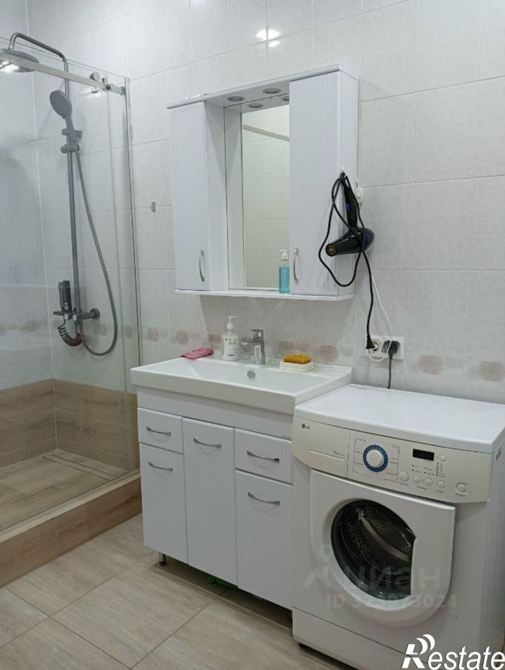 2-комн квартира улица Гоголя, 7 к1,  д. 7 к1