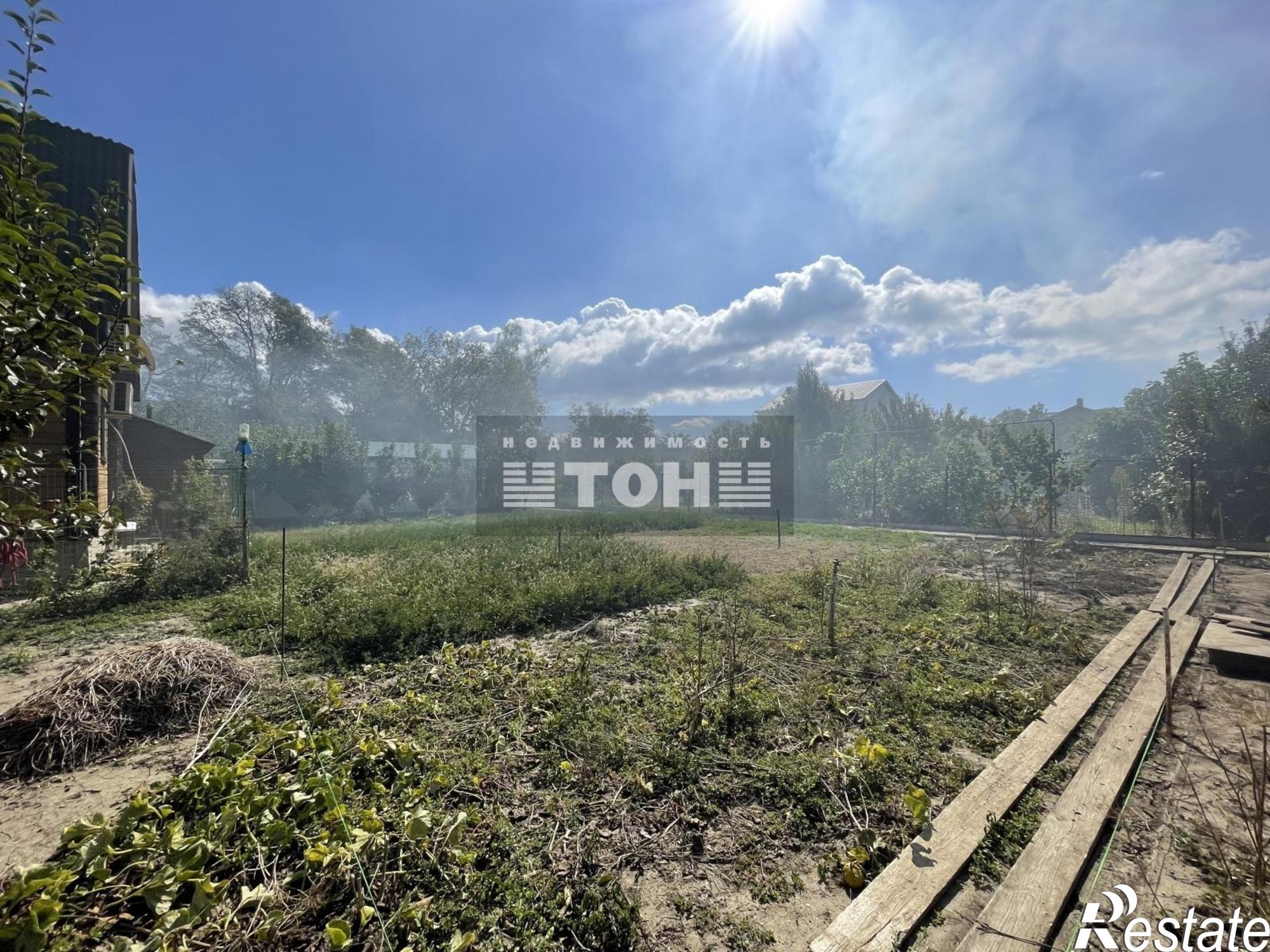 Купить землю, земельный участок за 11 200 000 рублей на п. Светлый, ул. Заречная