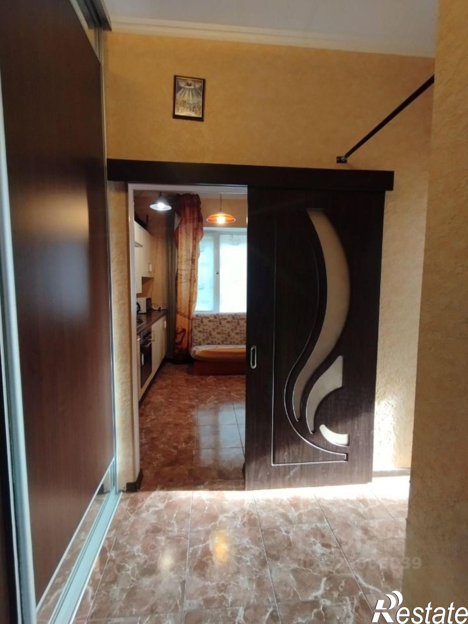 Сдать квартиру за 30 000 рублей на ул Короленко, 28