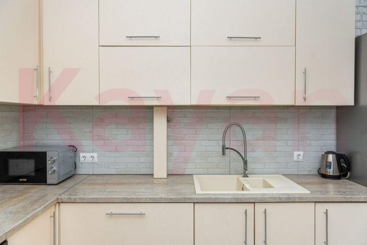 2-комн квартира Верхняя ул.