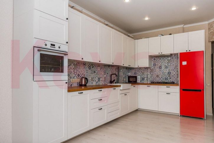 2-комн квартира Верхняя ул.