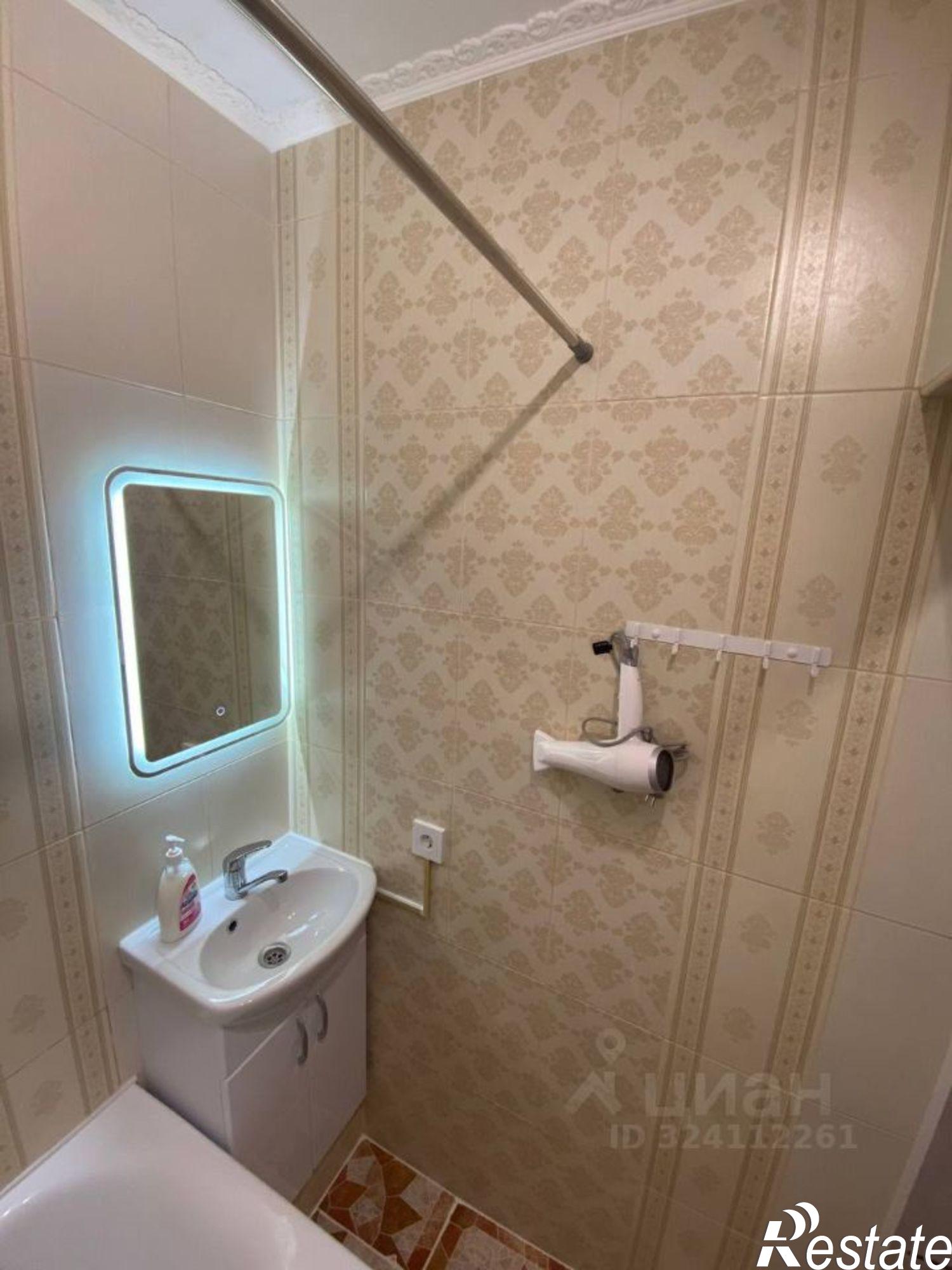 Сдать квартиру за 26 000 рублей на Новороссийская улица, 185