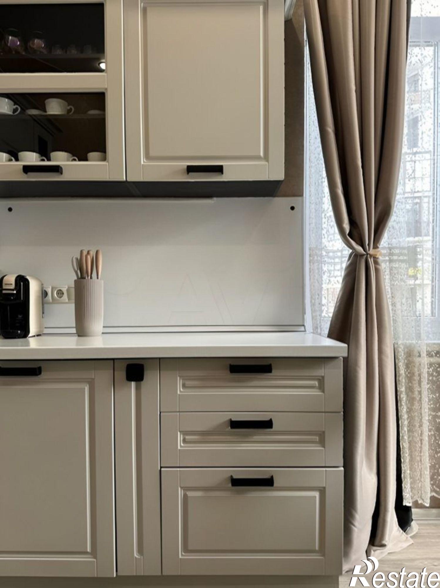 Сдать квартиру за 40 000 рублей на ул Крымская, 22 10