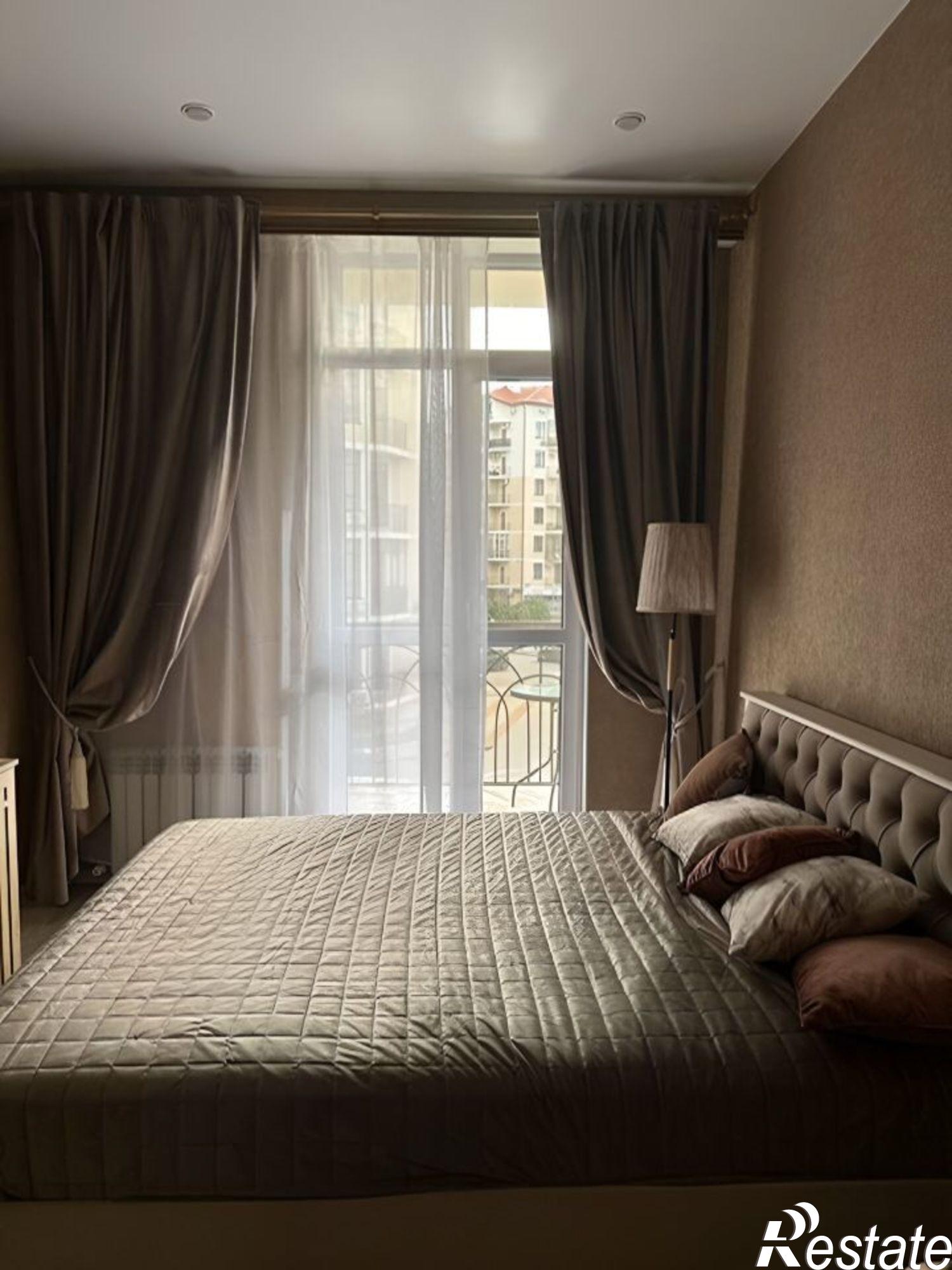 Сдать квартиру за 40 000 рублей на ул Крымская, 22 10