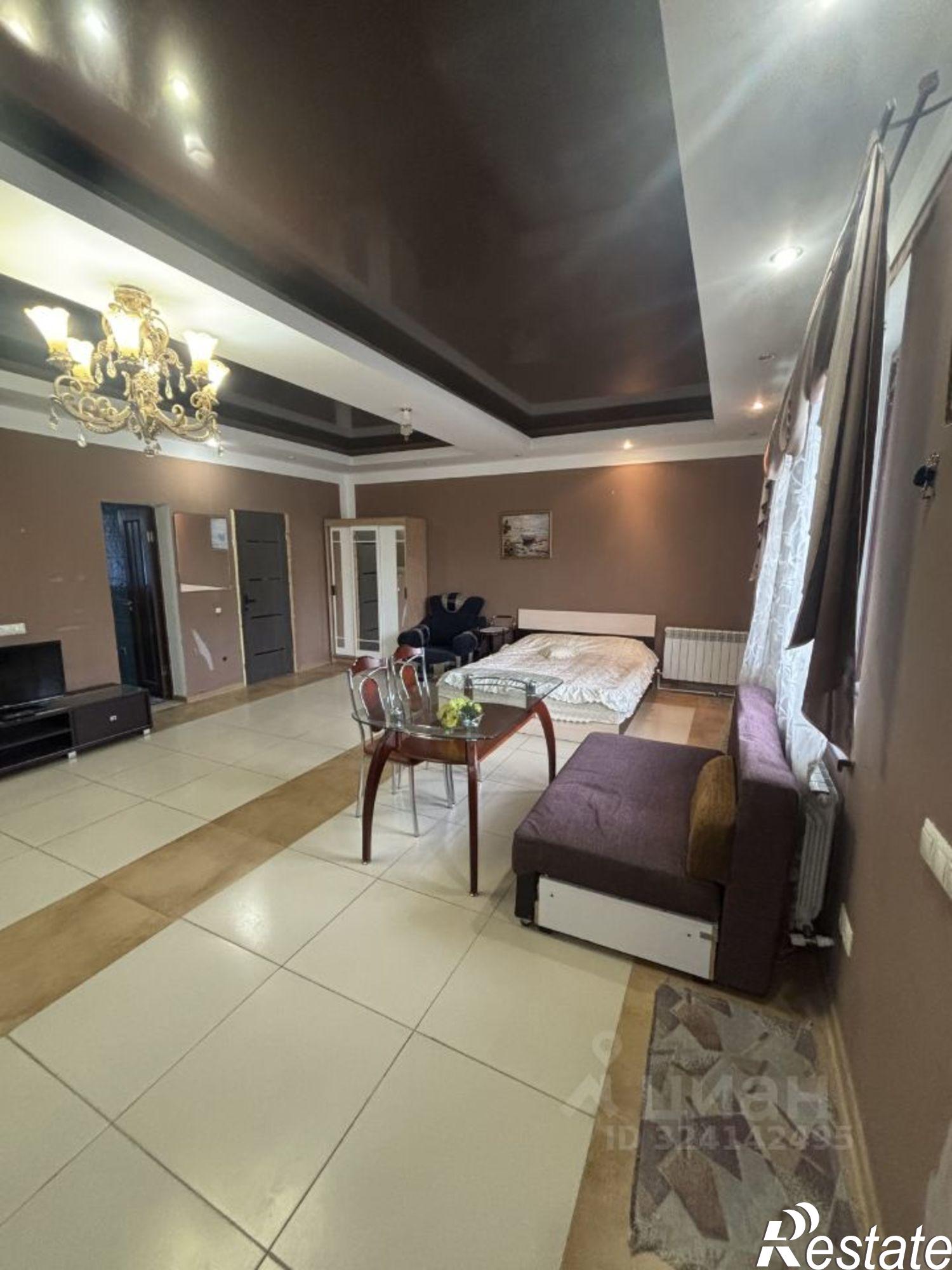 Сдать дачу, дом, коттедж за 32 000 рублей на Западная улица, 7