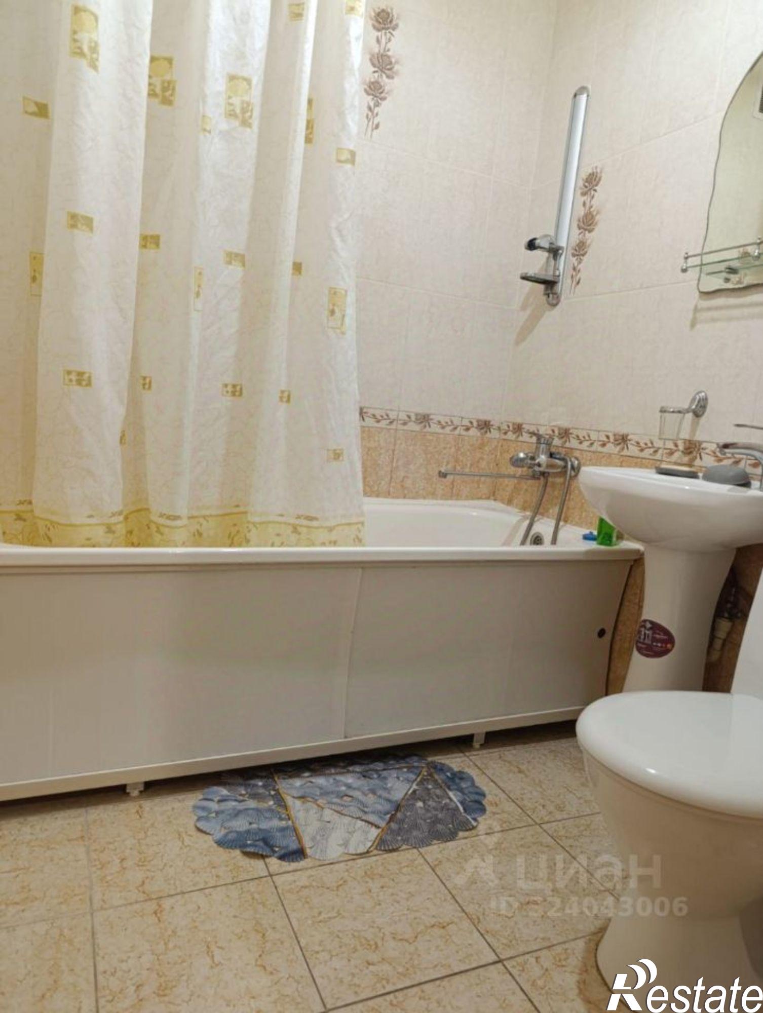 Сдать квартиру за 25 000 рублей на ул Леселидзе, 10