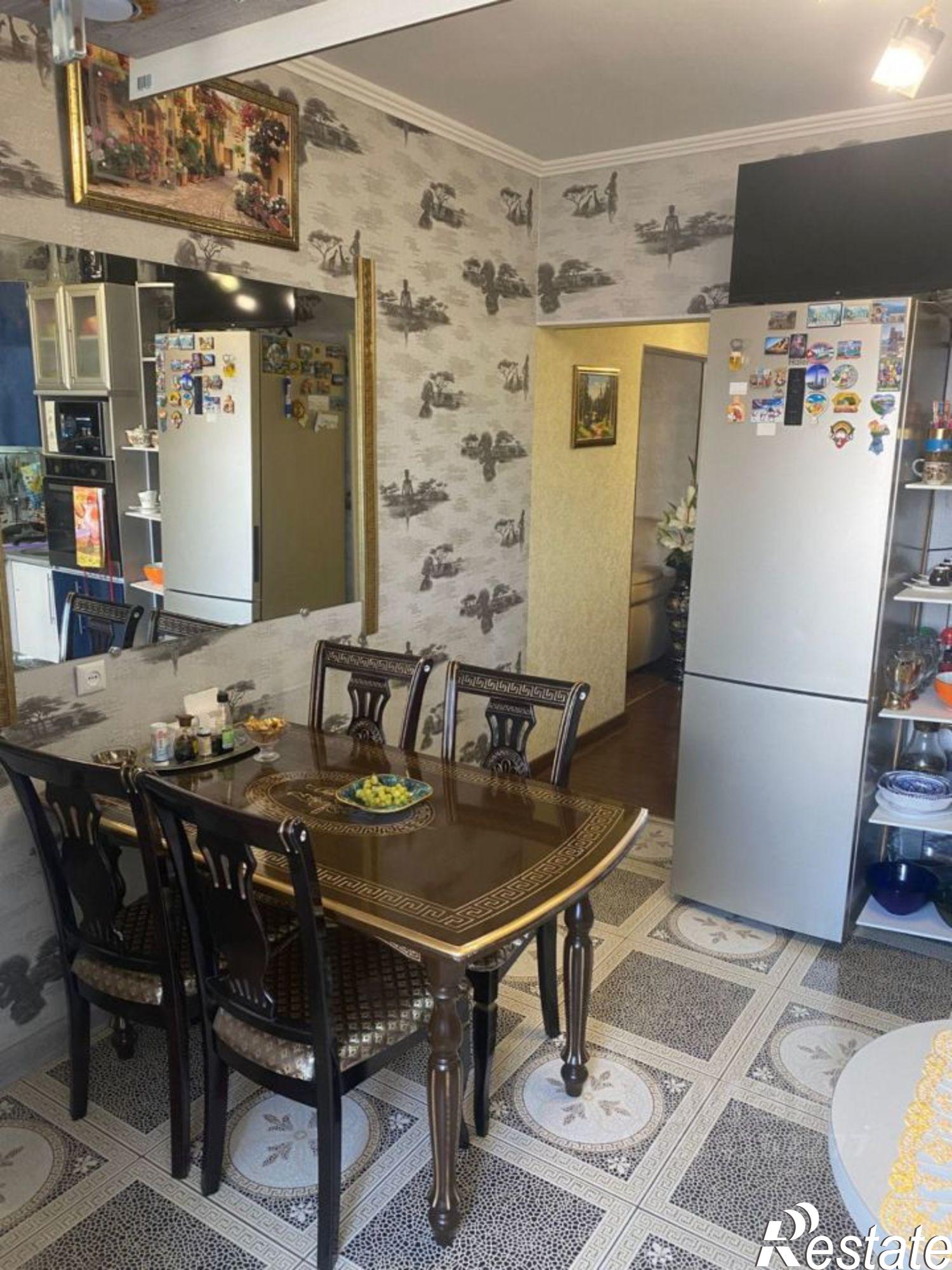 Купить квартиру за 16 300 000 рублей на ул Октябрьская, 43А