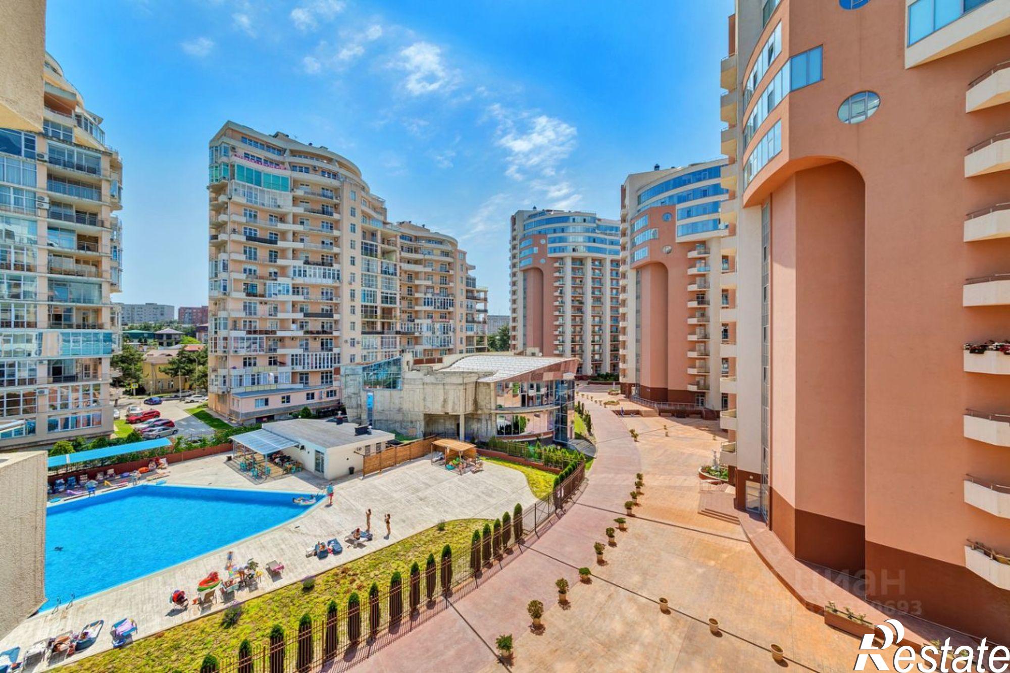 Сдать квартиру за 180 000 рублей на Крымская улица, 3 к1