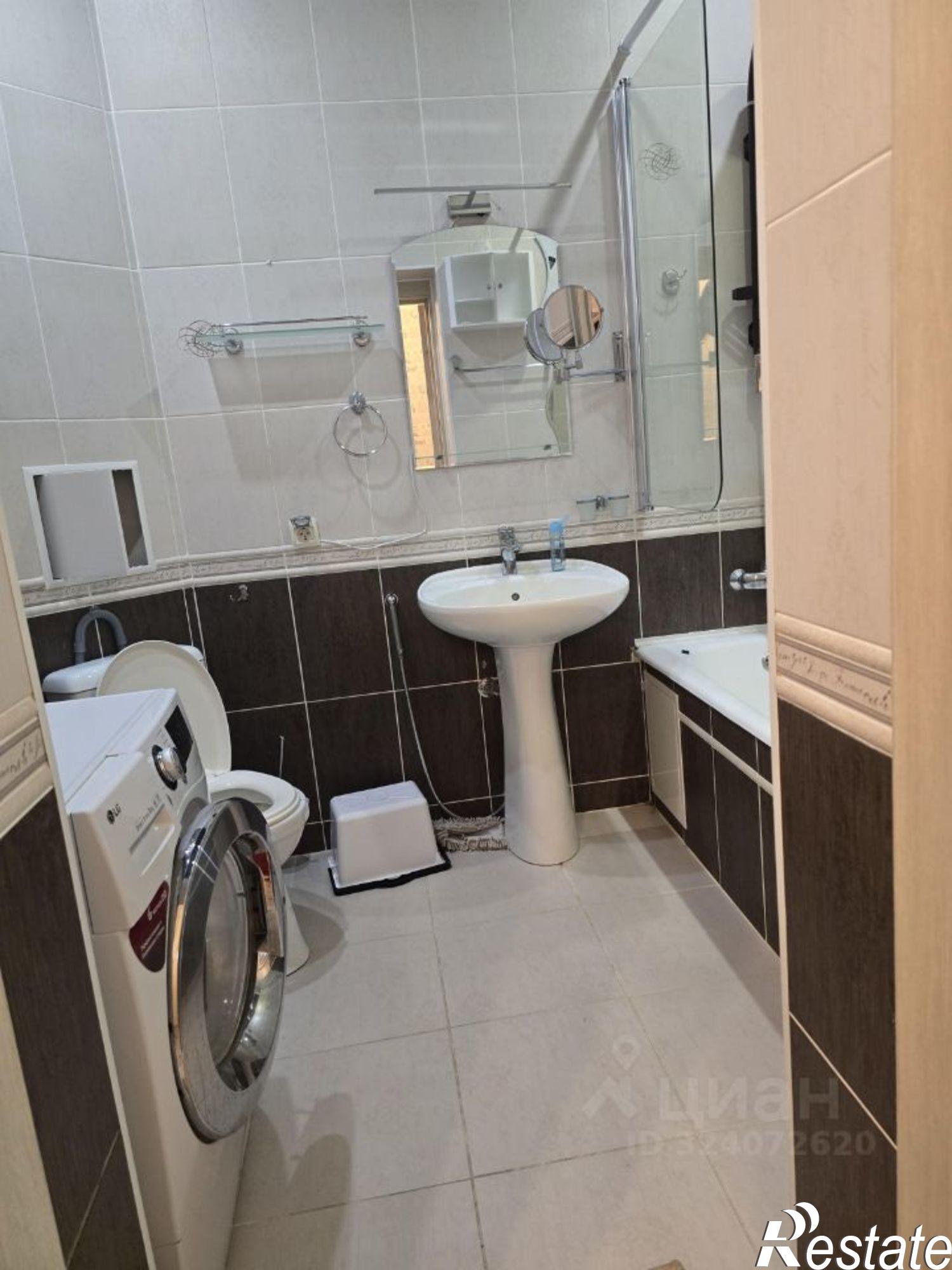 Сдать квартиру за 45 000 рублей на Восточный переулок, 38В