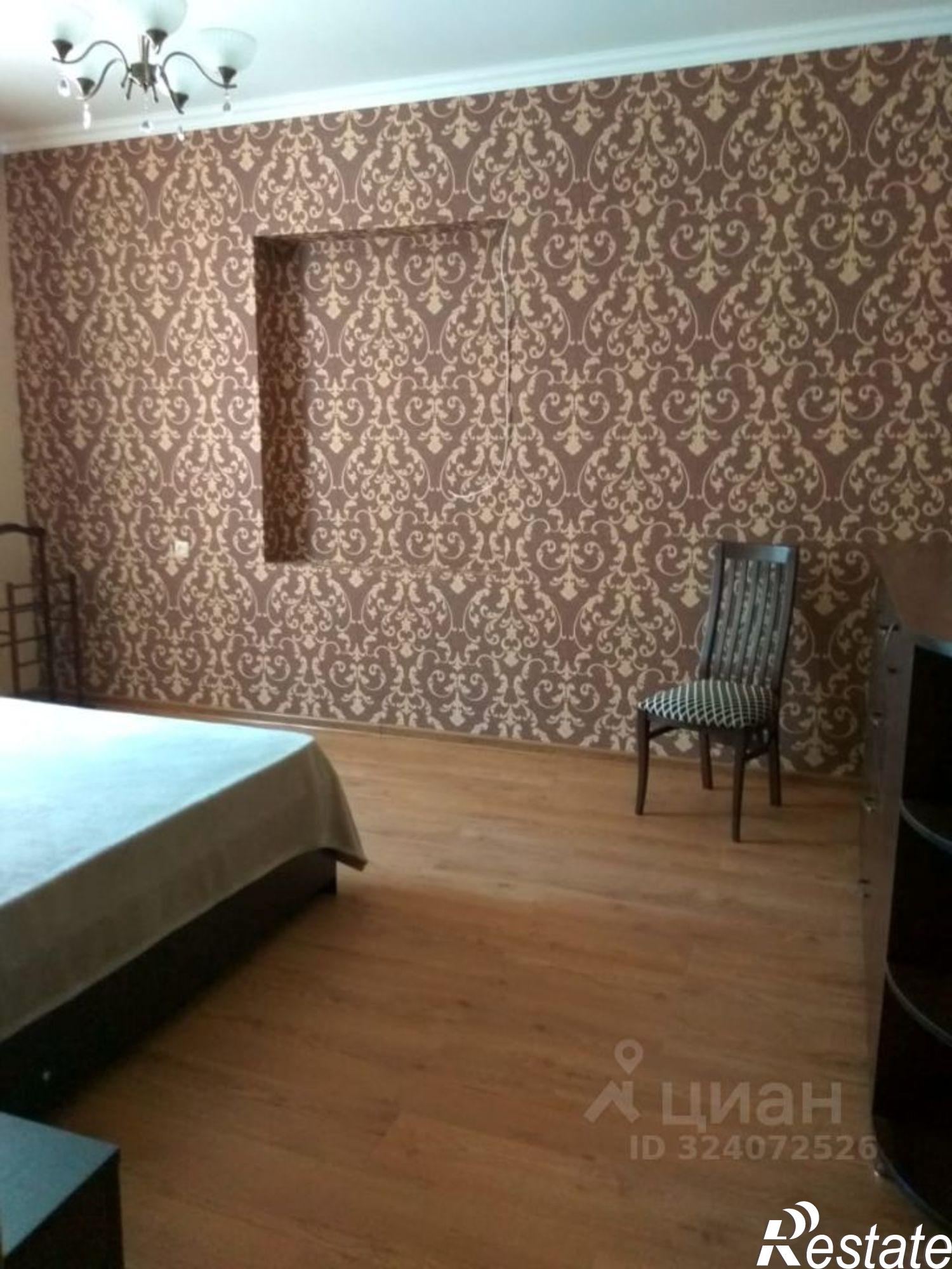 Сдать квартиру за 70 000 рублей на улица Грибоедова, 12