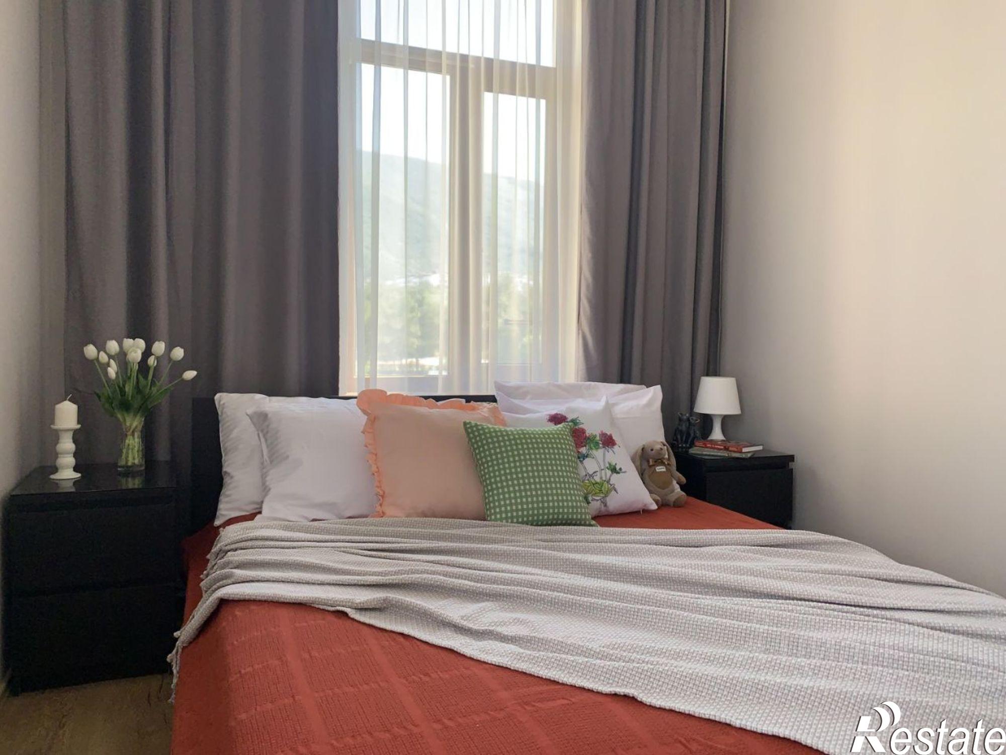 Сдать квартиру за 85 000 рублей на Геленджикский проспект, 127