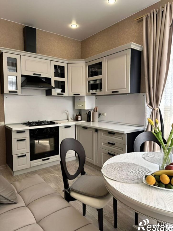 1-комн квартира ул Крымская, 22 10,  д. 22 10,  к. 10