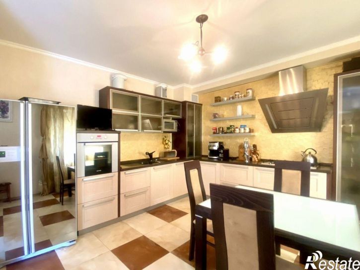 4-комн квартира ул Херсонская, 11,  д. 11