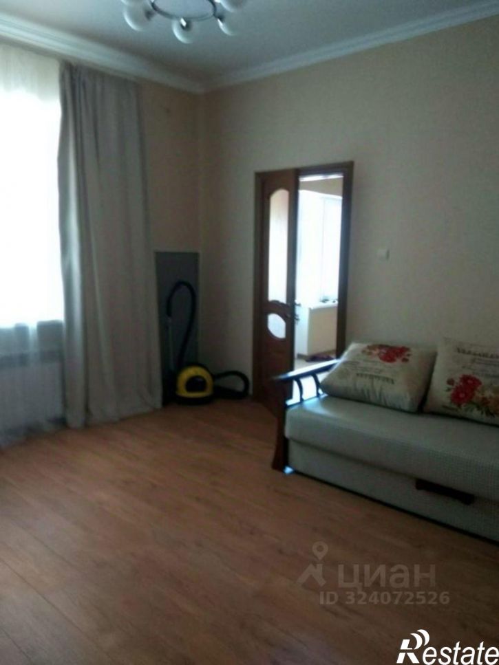 3-комн квартира улица Грибоедова, 12,  д. 12