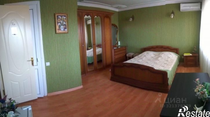 Комната ул Янтарная, 42,  д. 42