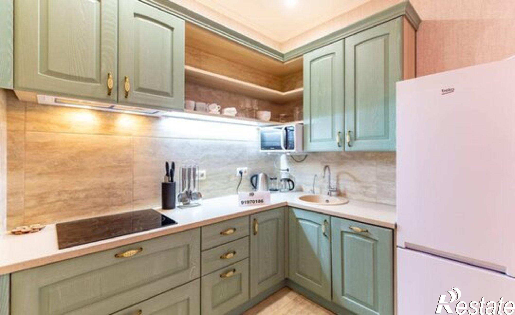 Купить квартиру за 52 000 000 рублей на ул Крымская, 3 3