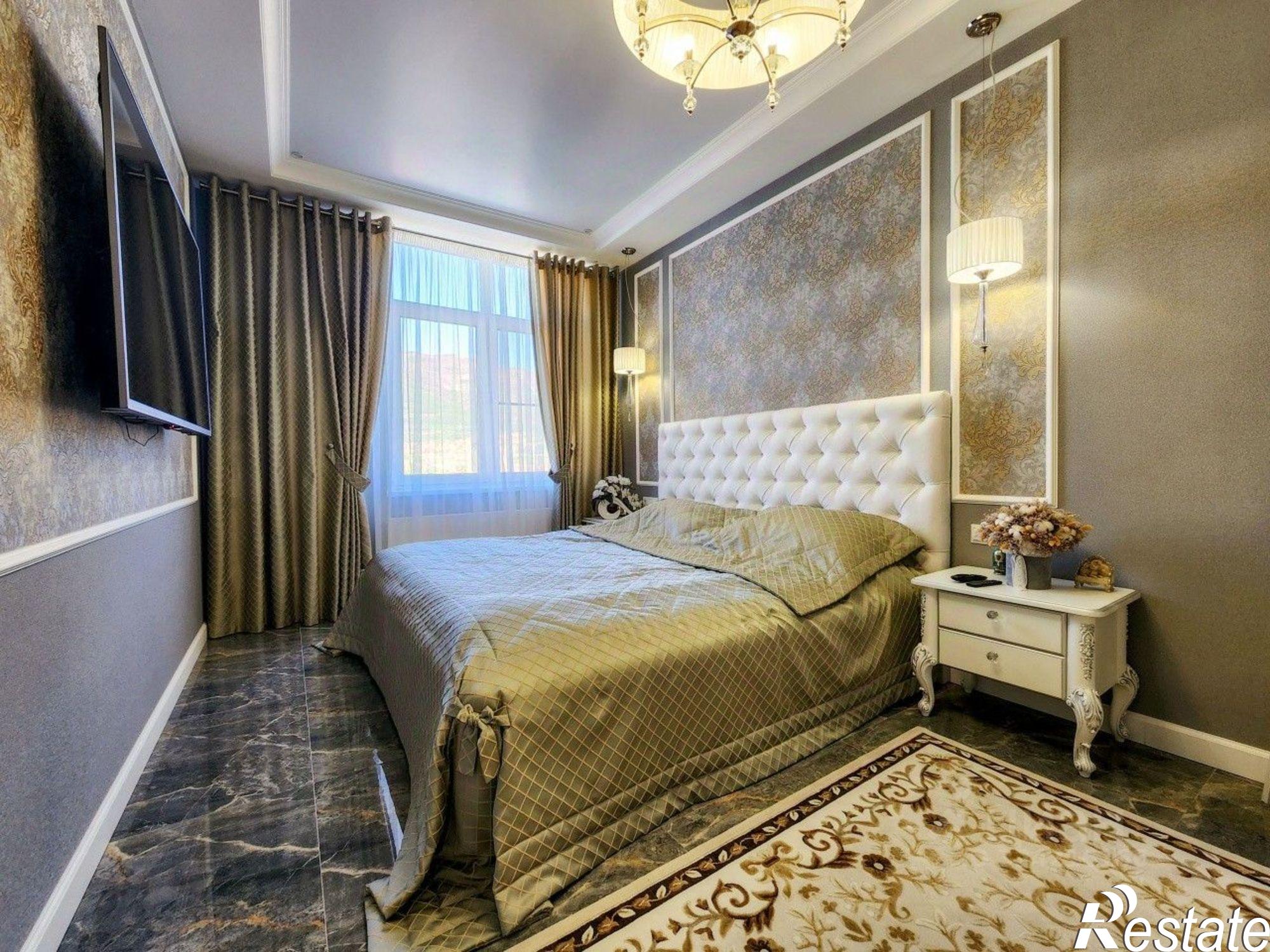 Купить квартиру за 31 000 000 рублей на Витебская улица, 14 к2/1