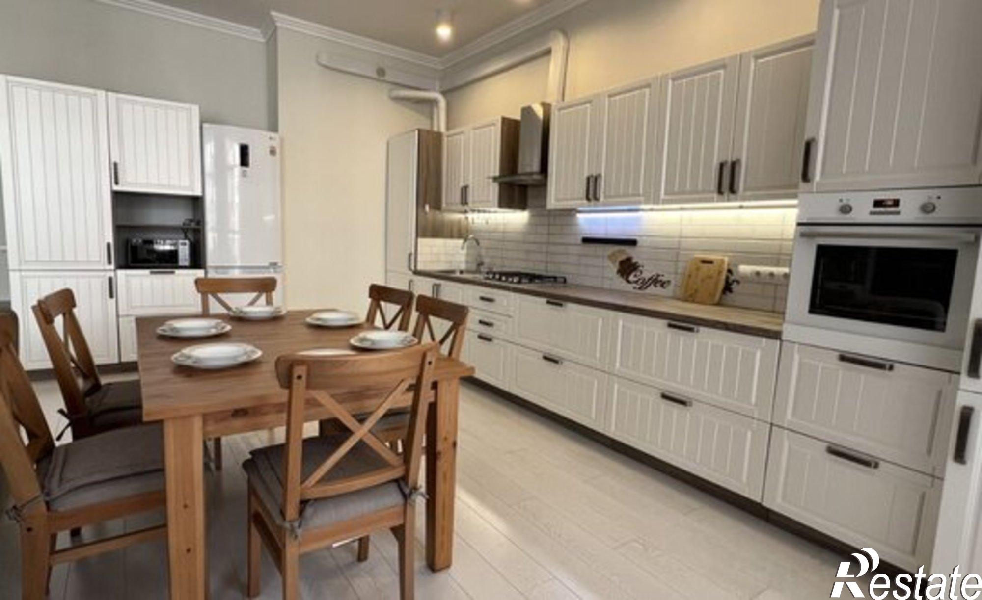 Купить квартиру за 27 600 000 рублей на ул Крымская, 22 20