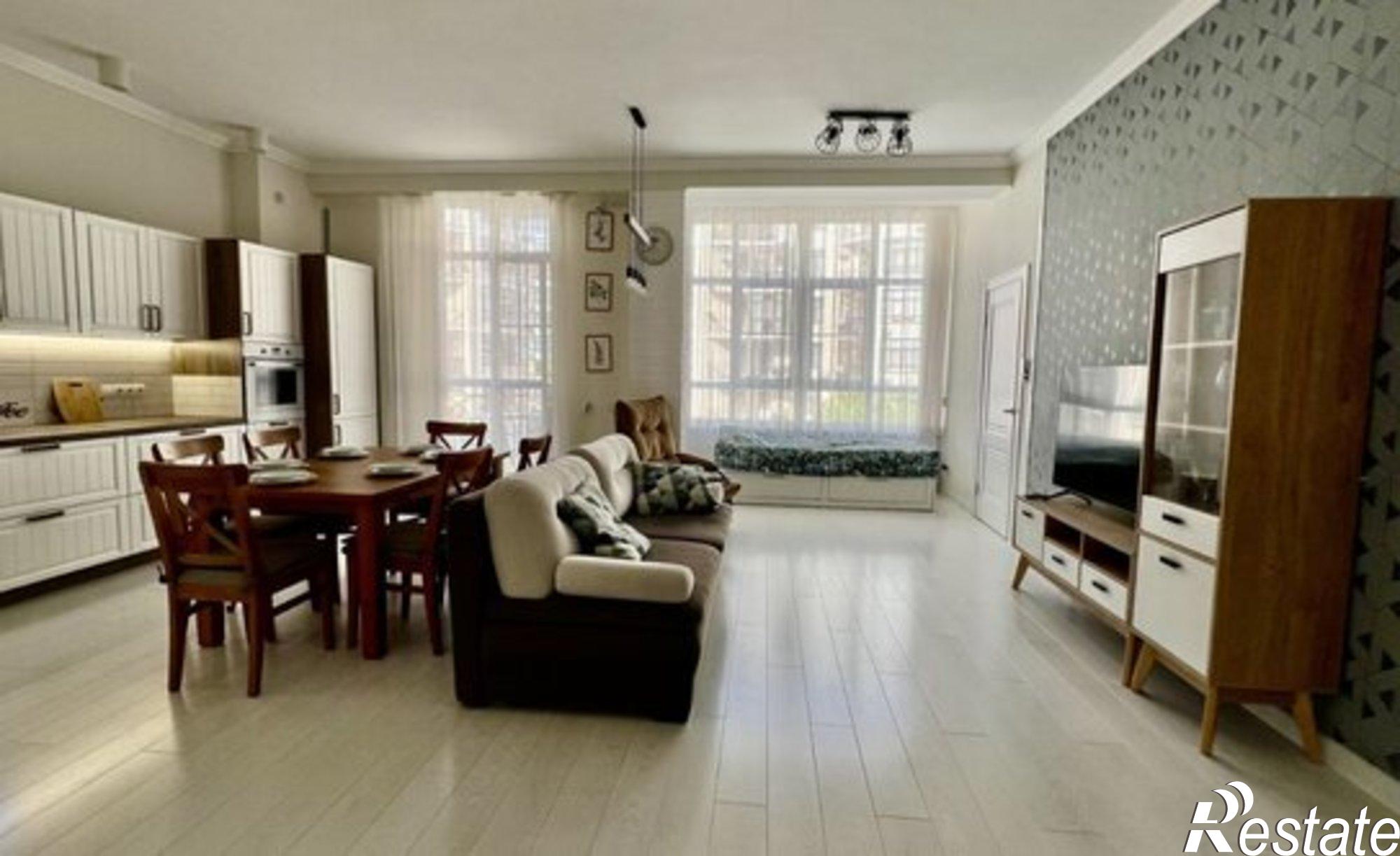 Купить квартиру за 27 600 000 рублей на ул Крымская, 22 20