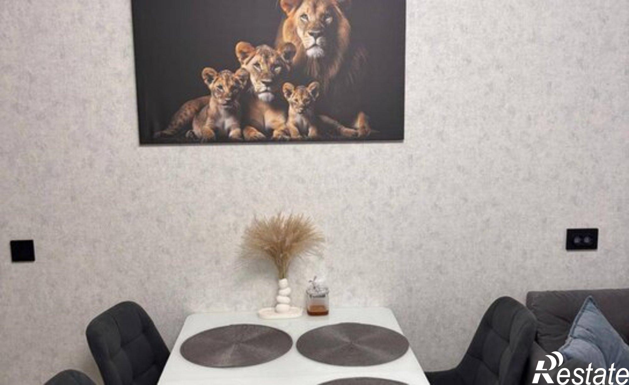 Купить квартиру за 15 900 000 рублей на ул Маршала Жукова, 1 2