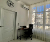 2-комн, 76кв м, этаж 3/8 ул Крымская, 22 20