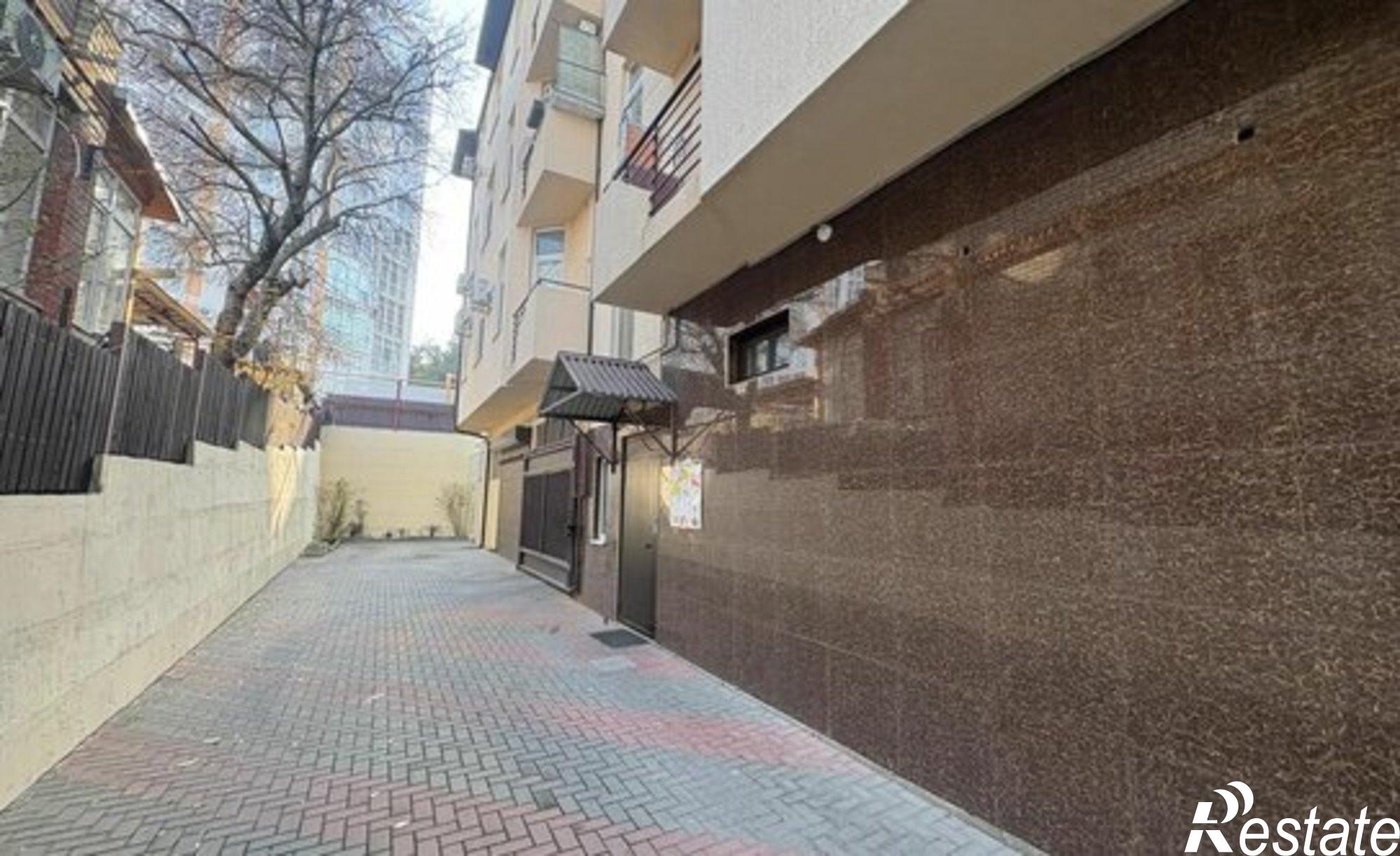 Купить квартиру за 12 000 000 рублей на улица Свердлова, 24