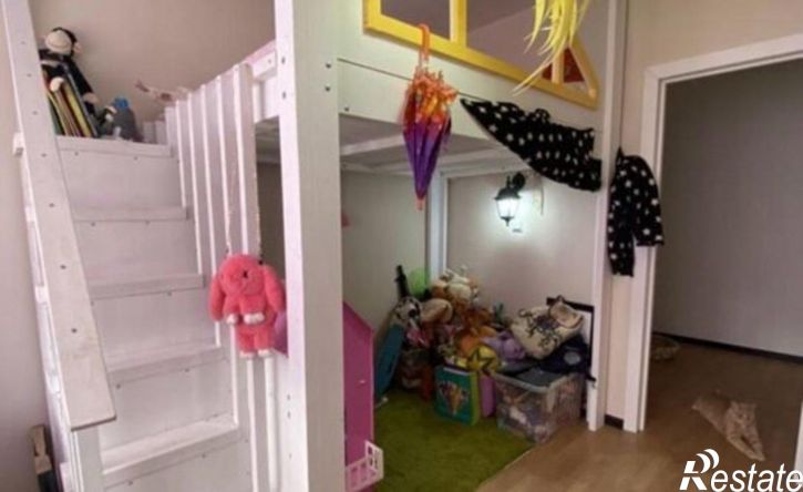 4-комн квартира ул Александра Блока, 5,  д. 5