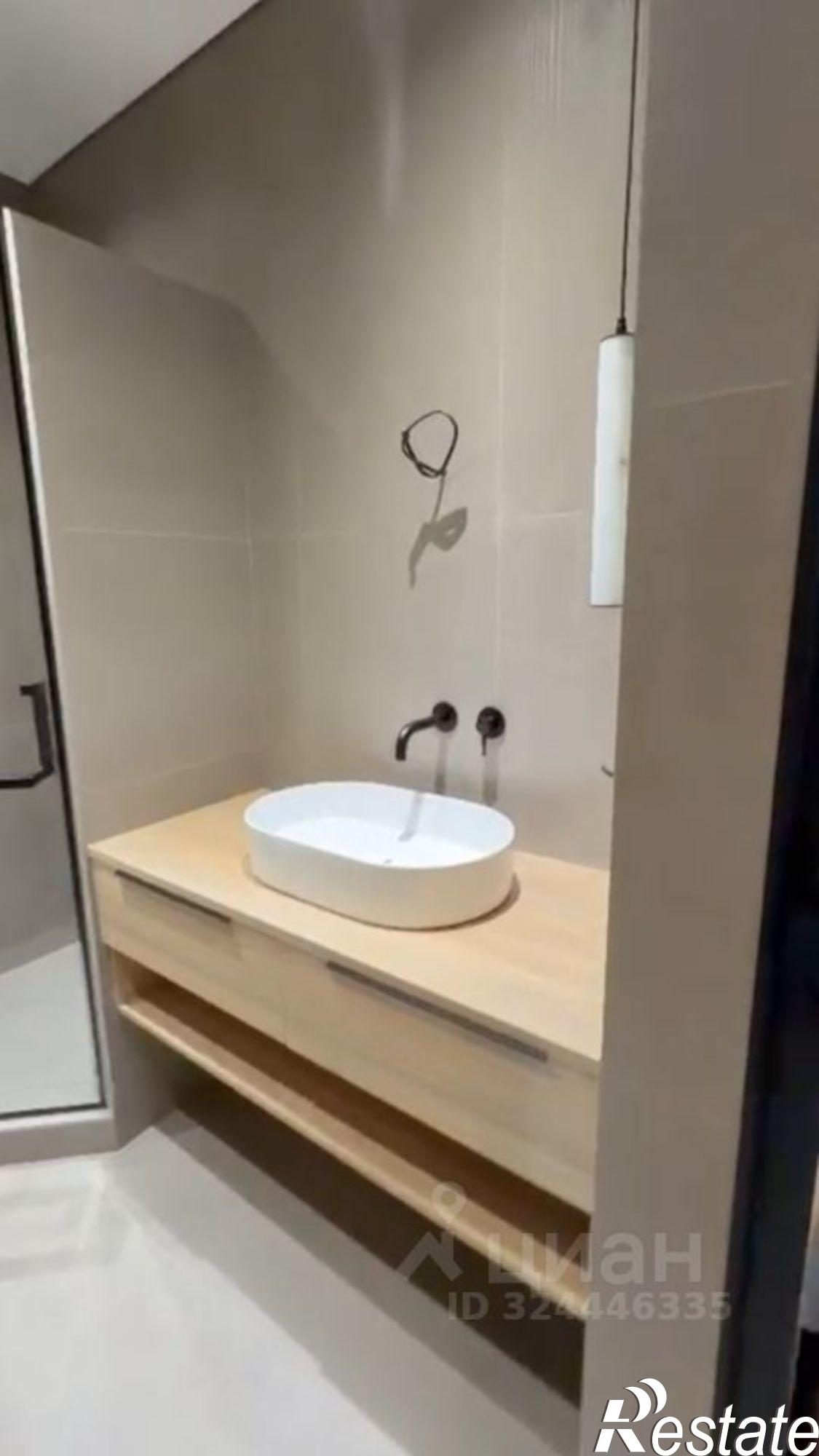 Купить квартиру за 12 100 000 рублей на Верхняя улица, 4 к3