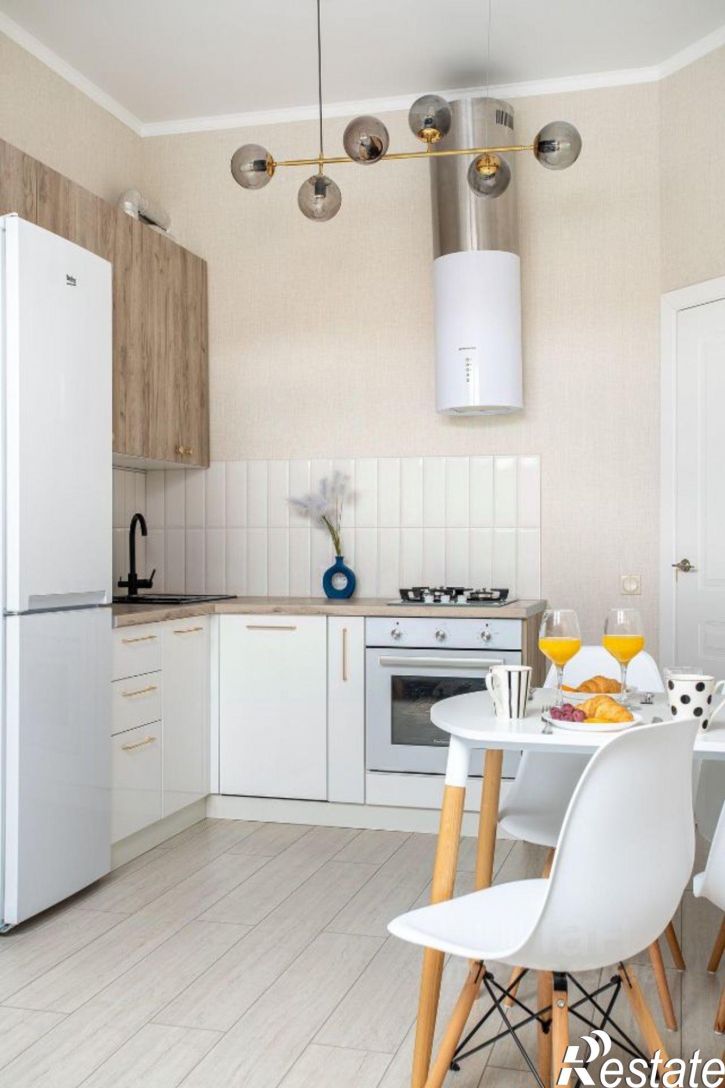 2-комн квартира ул Крымская, 22 1,  д. 22 1,  к. 1