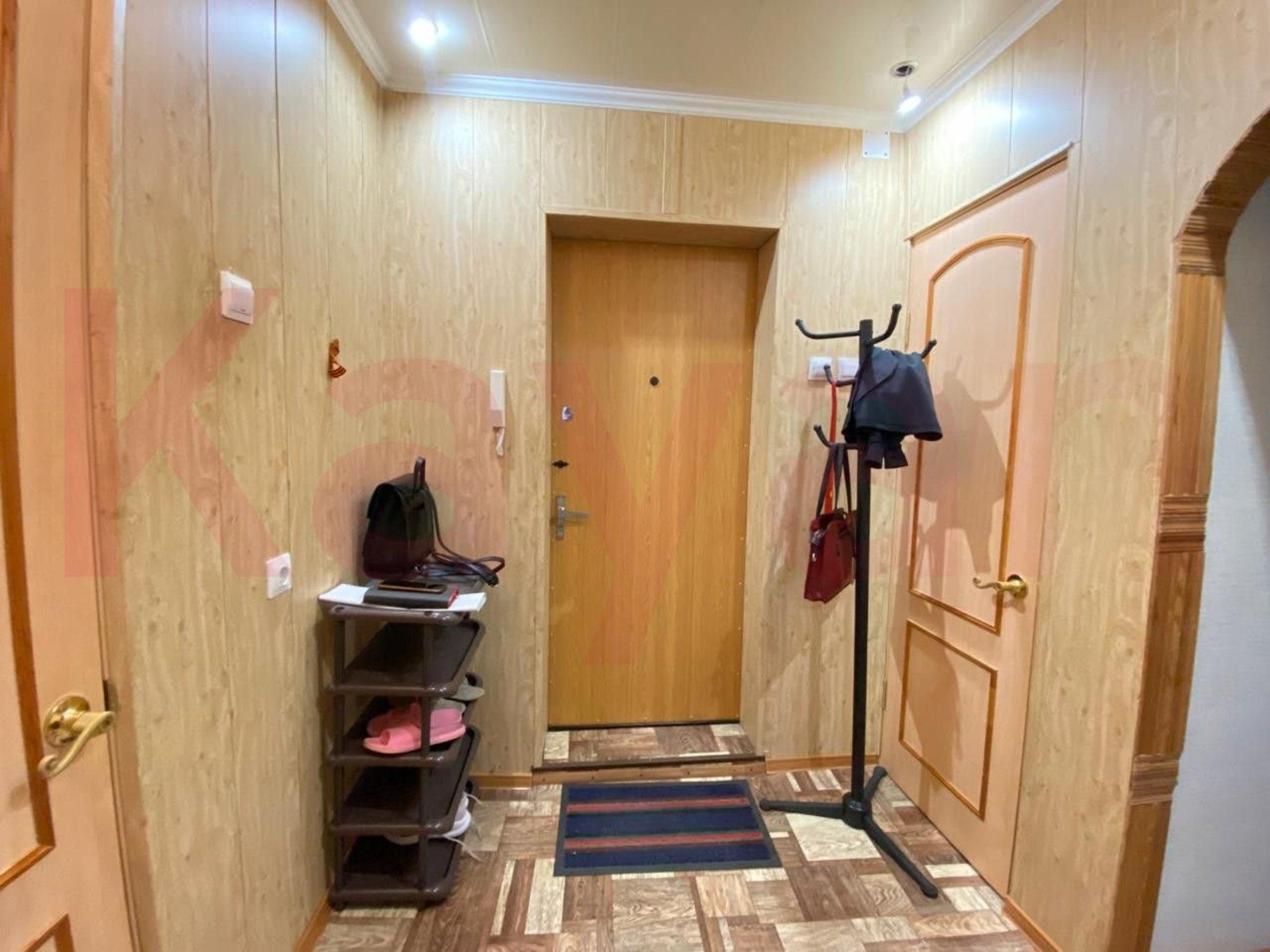 Купить квартиру за 7 100 000 рублей на Леселидзе ул.