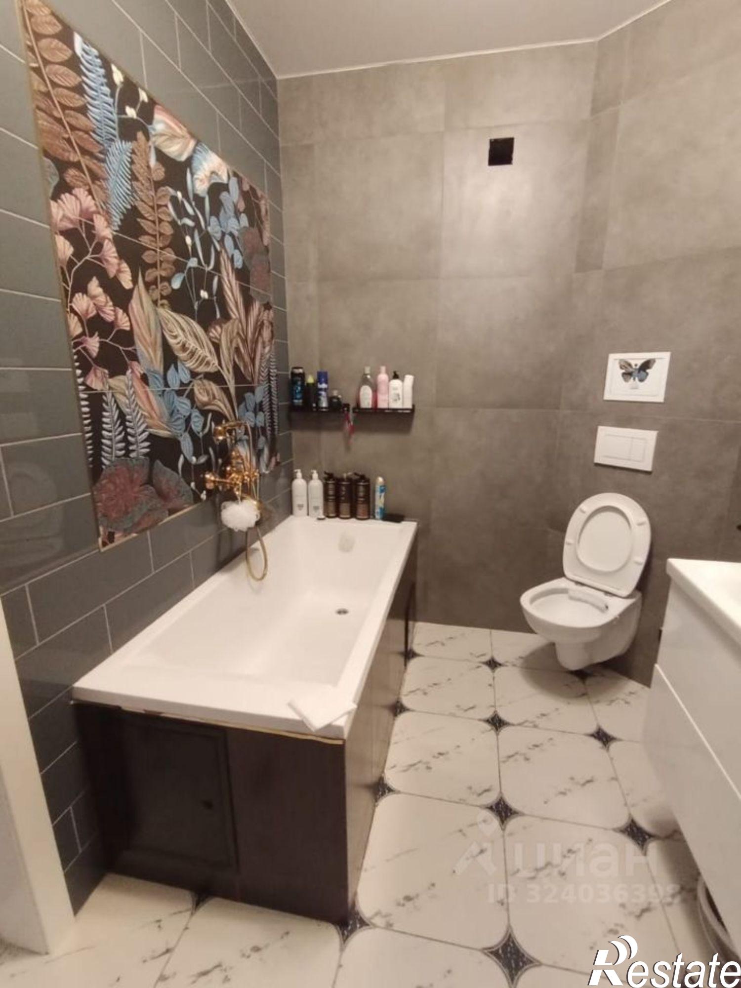 Купить квартиру за 33 000 000 рублей на Озёрная улица, 40